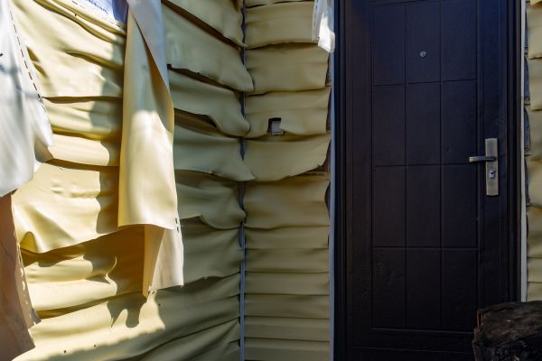 Cost of Melted Siding Replacement in Middletown