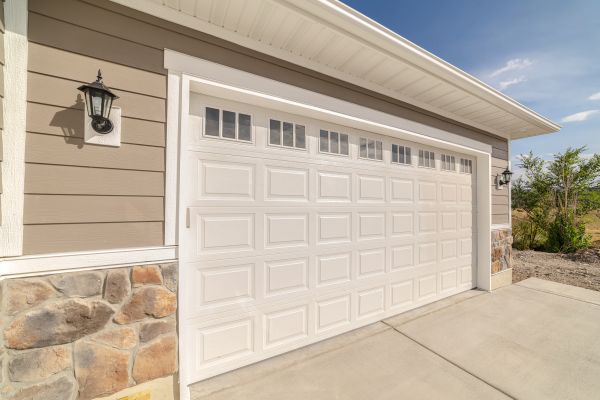 Garage Siding Repair in Middletown