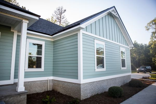 Board Siding Repair in Middletown