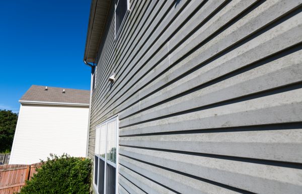 Vinyl Siding Panel Replacement in Middletown